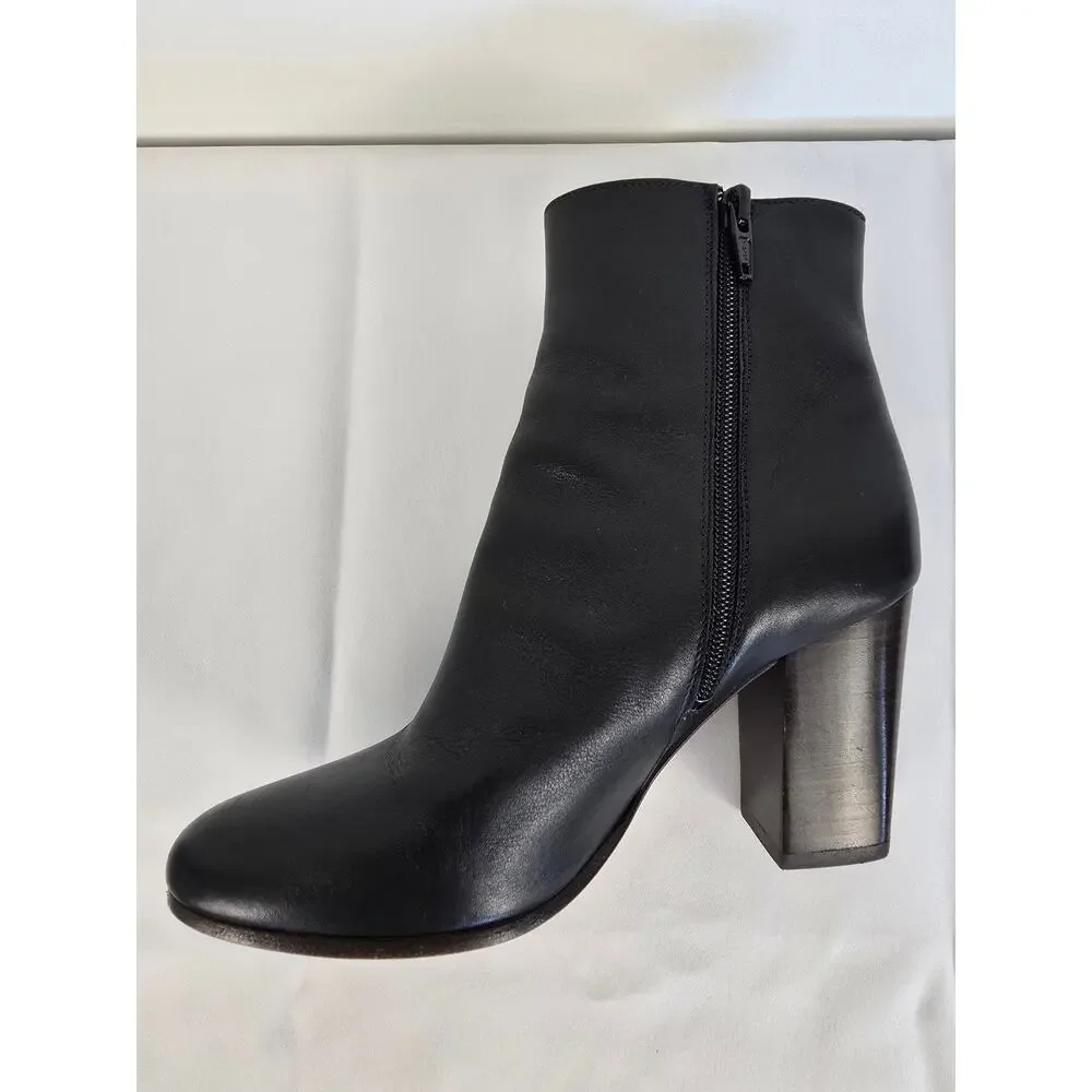 Maje Black Leather Ankle Booties Block Heel Minimal Size 36 US 6